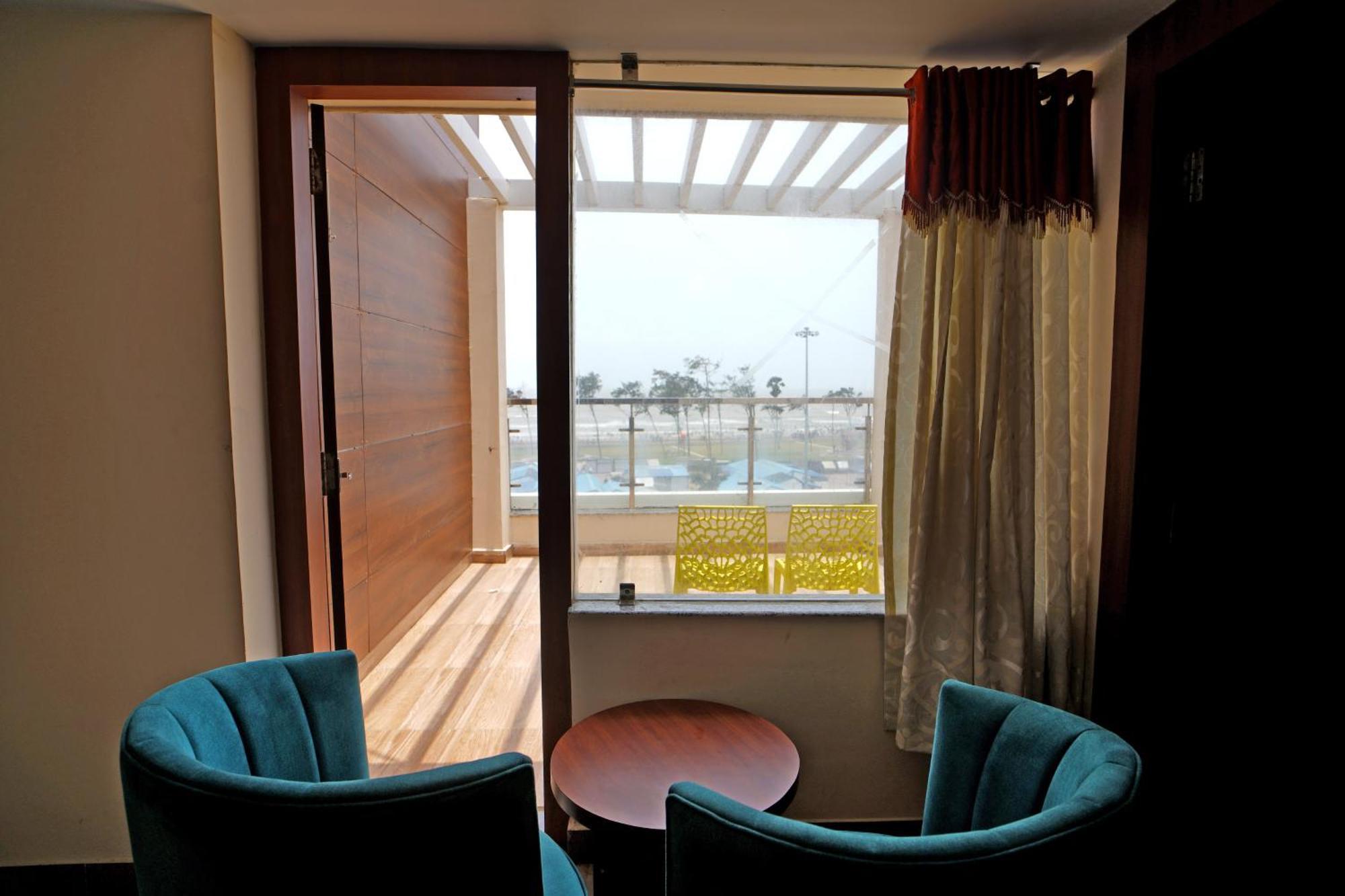 Royal Sea View !! Beach Front With Free Wifi !! Дігха Екстер'єр фото