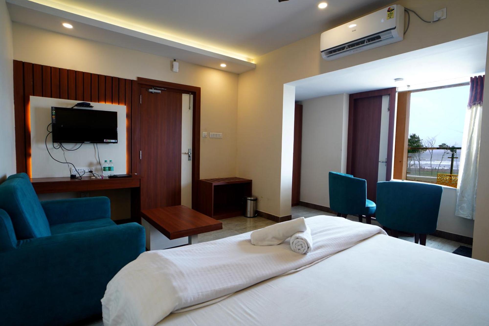 Royal Sea View !! Beach Front With Free Wifi !! Дігха Екстер'єр фото