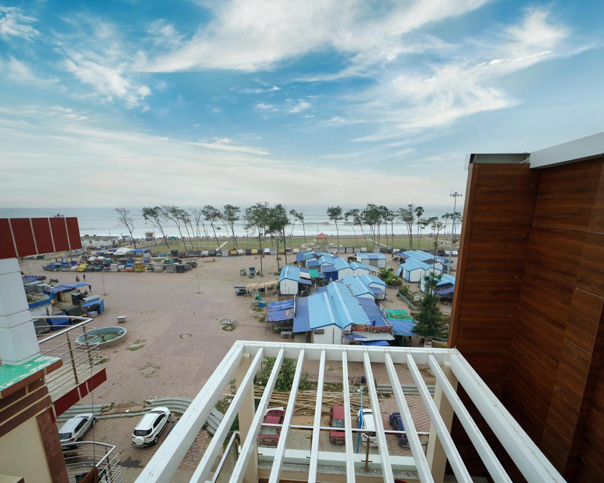 Royal Sea View !! Beach Front With Free Wifi !! Дігха Екстер'єр фото