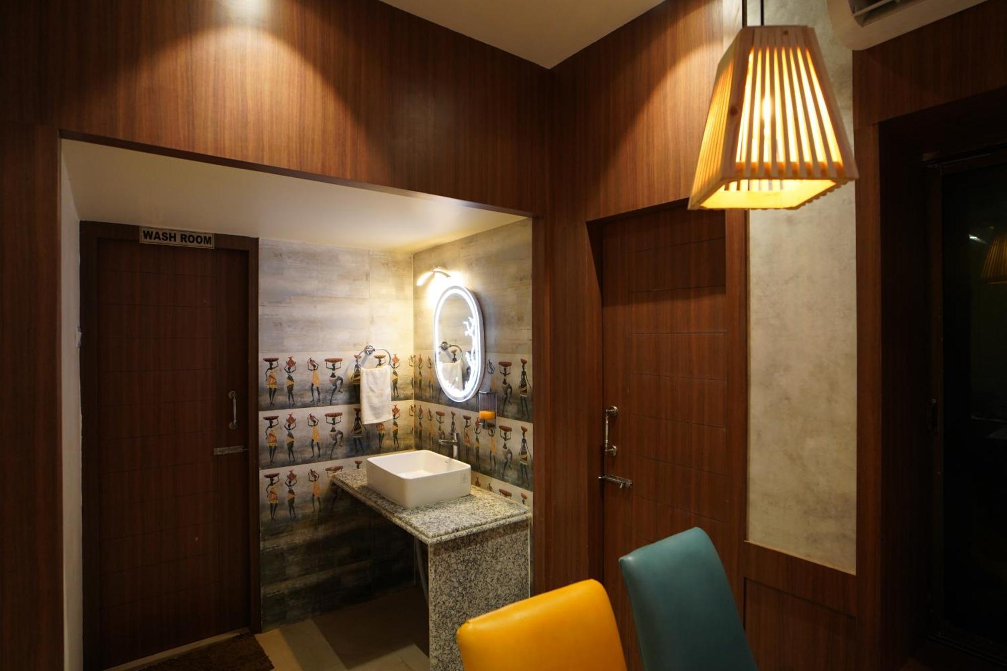 Royal Sea View !! Beach Front With Free Wifi !! Дігха Екстер'єр фото