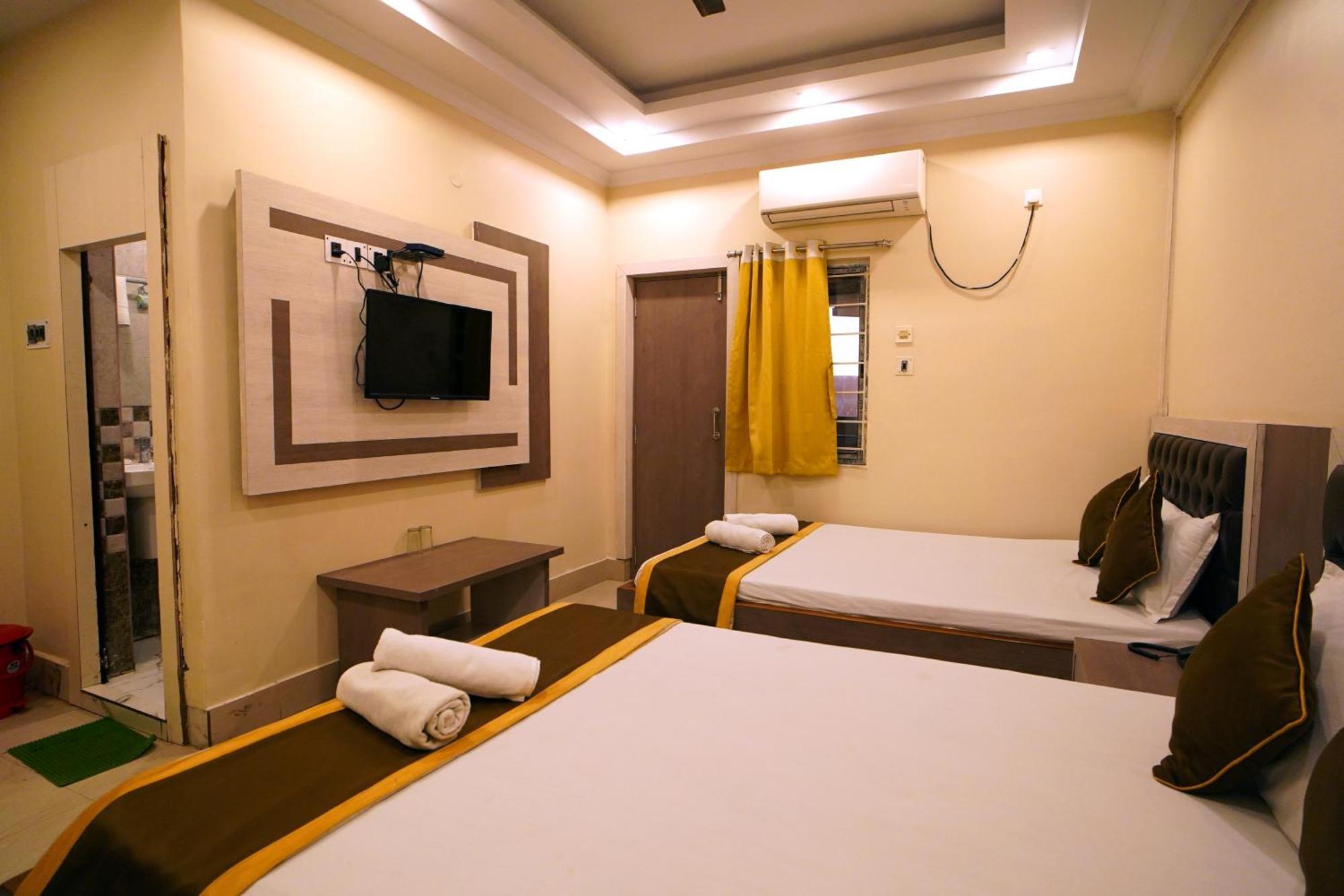 Royal Sea View !! Beach Front With Free Wifi !! Дігха Екстер'єр фото